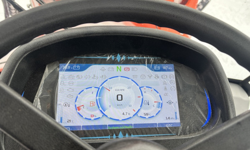 Фронтальный погрузчик HZM XC300 PRO