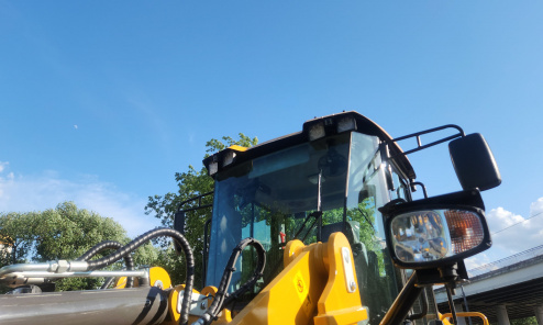 Фронтальный погрузчик HZM XC300 PRO